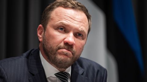 MARGUS TSAHKNA ⟩ Julgus rääkida väärikast lahkumisest – lõpetame teesklemise, et seda pole olemas