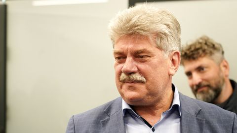 Andreju Enceju, poslancu v Mārupeju, zaradi obsodbe prenehal mandat