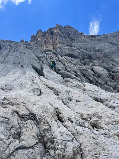 Alta Via 4 Itaalia Dolomiitides kulgebki suures osas mööda seinu ja järsakuid.