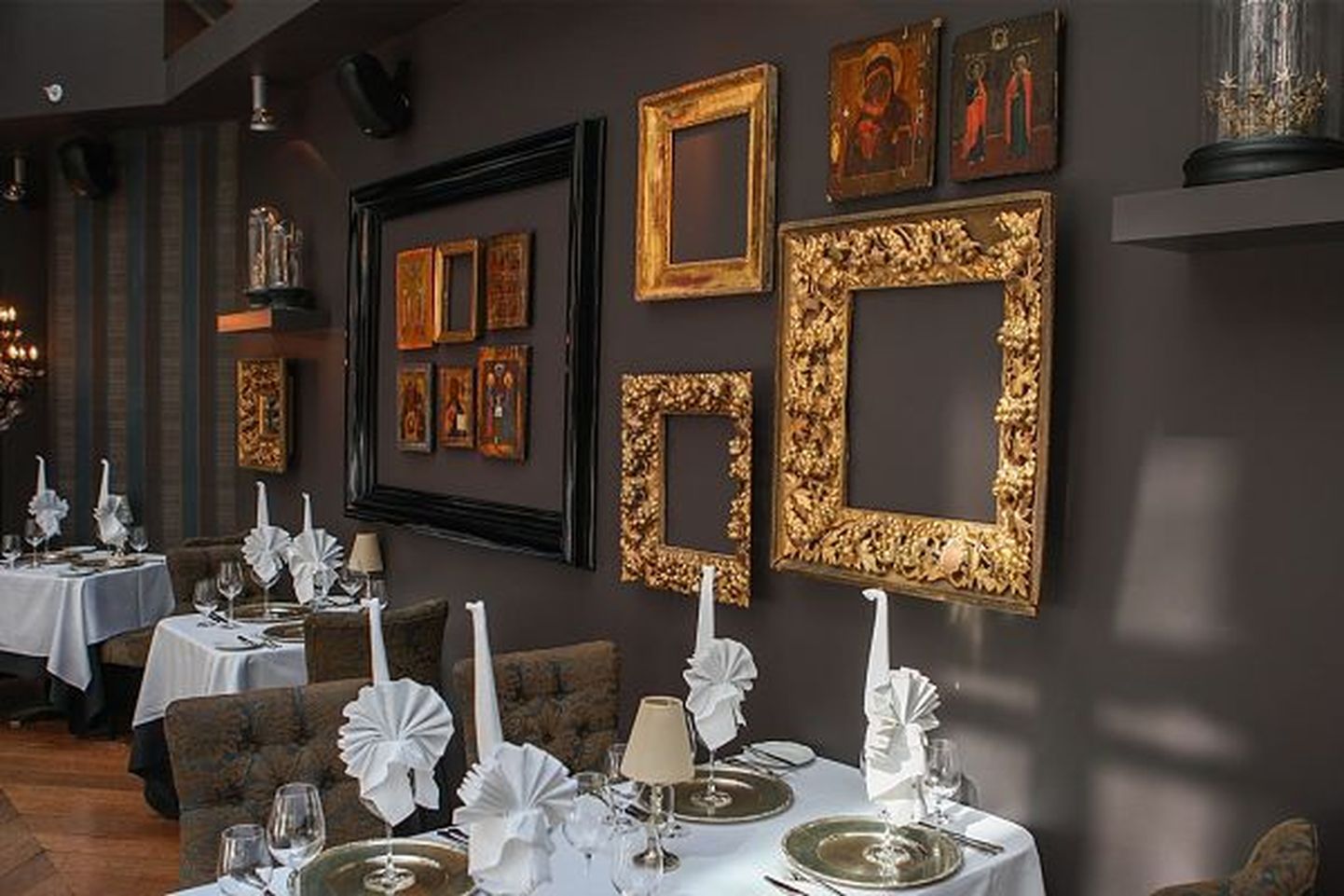 Restoran Tchaikovsky on üks restoranidest, mis kandideerib hõbelusika auhinnale fine dining`u kategoorias.