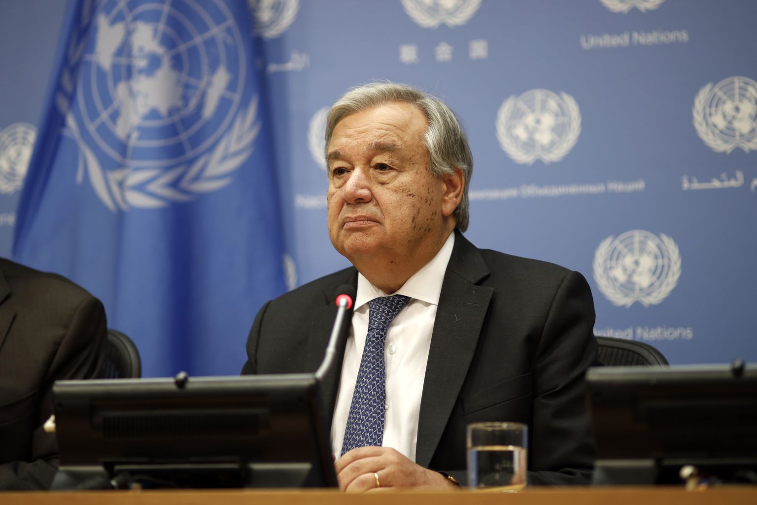 ÜRO peasekretär António Guterres kolmapäeval New Yorgis ÜRO peakorteris pressikonverentsil.
