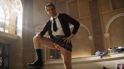 Palja relvaga naaseb: Liam Neeson lubab jaburat komöödiat ajale, mil meil on kõik p****s