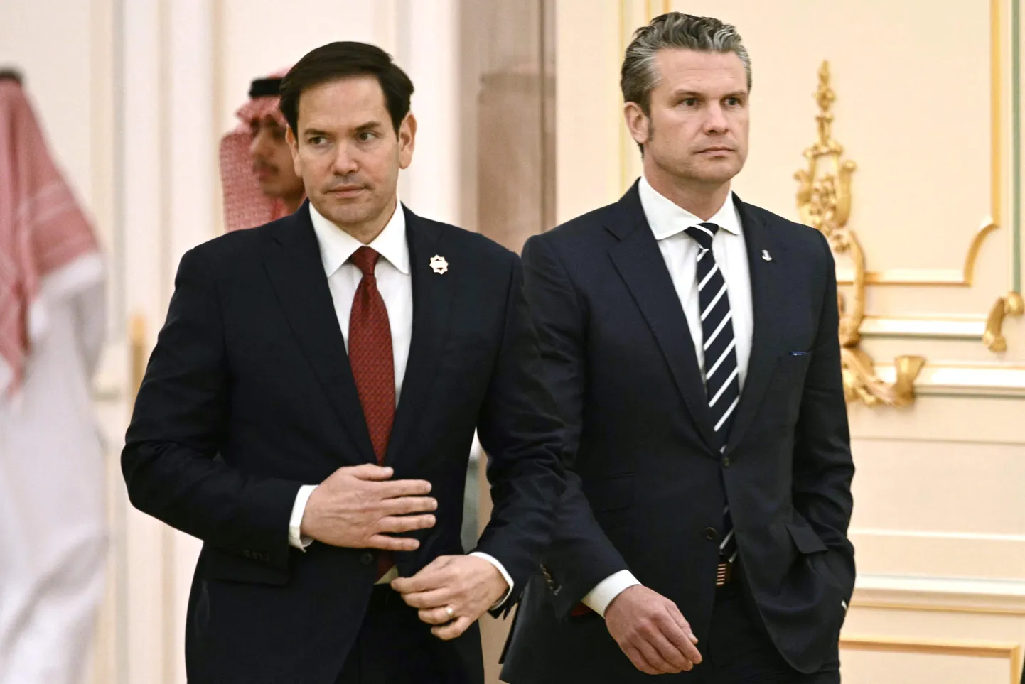 ASV valsts sekretārs Marko Rubio un aizsardzības sekretārs Pīts Hegsets