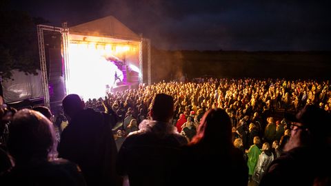 25! ⟩ Hard Rock Laagri suure juubeliaasta esinejate nimekiri on mitmekesine