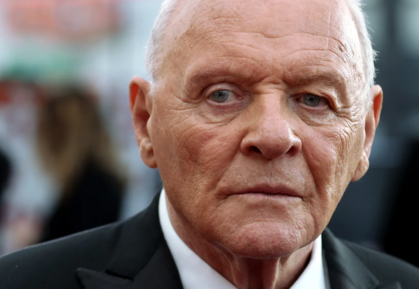 Noorena viinakuradiga võidelnud Anthony Hopkins tähistas 29. detsembril 49 kaine aasta täitumist.