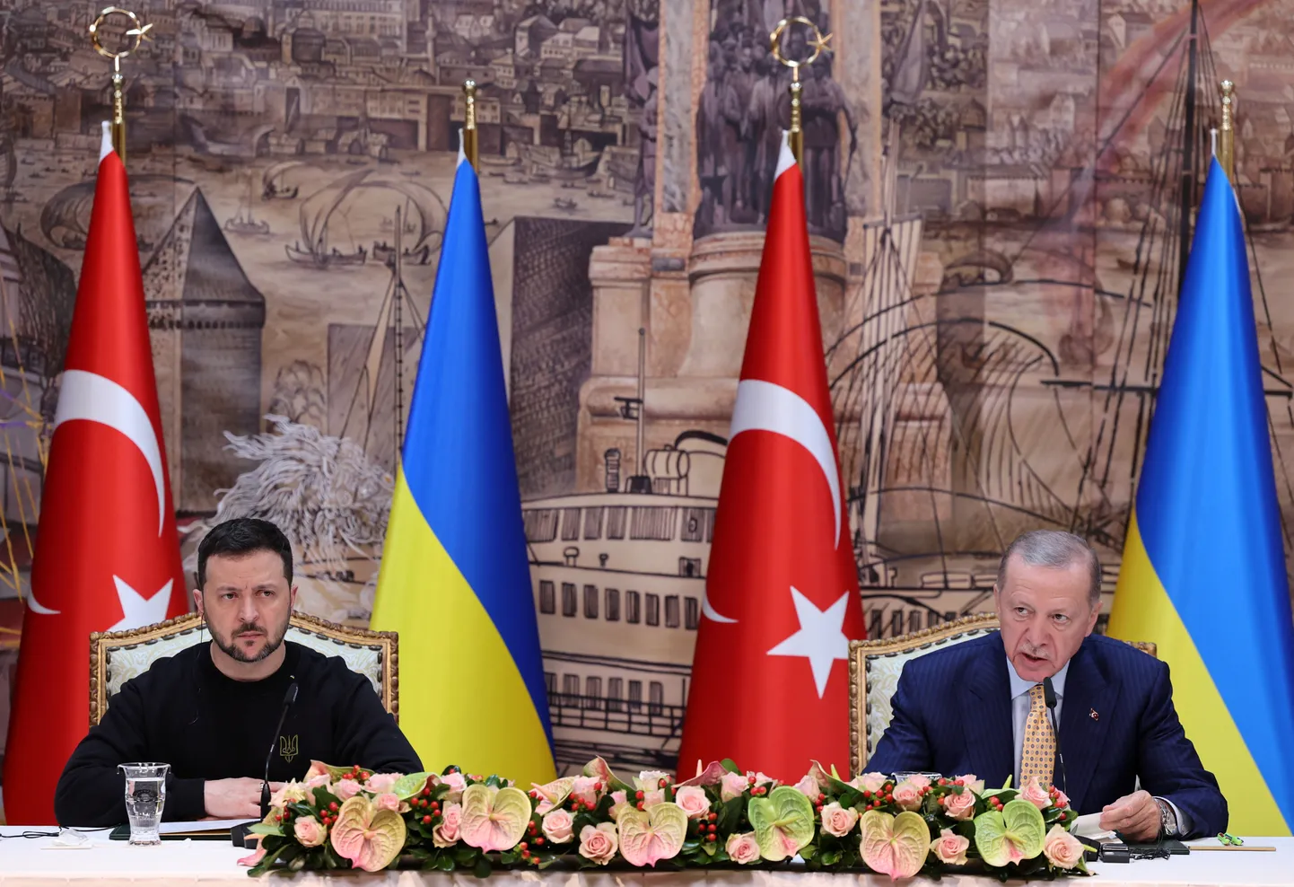 Türgi president Recep Tayyip Erdoğan ja Ukraina president Volodõmõr Zelenskõi.