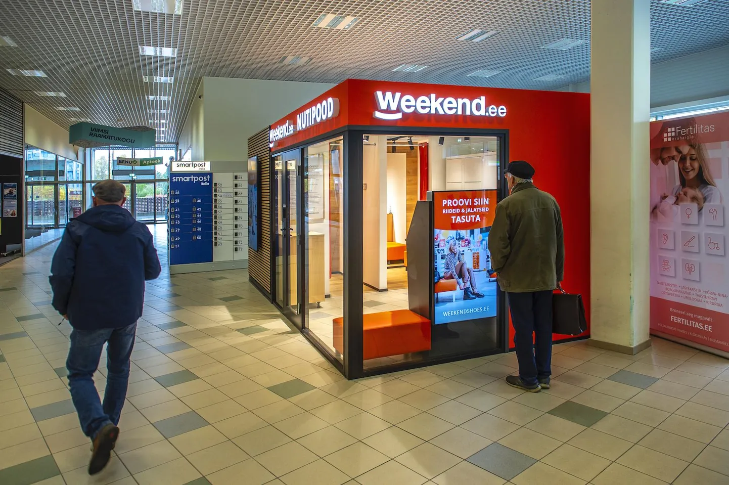 Rakveres asutatud e-pood WeekendShoes avas Viimsis nutikaupluse.