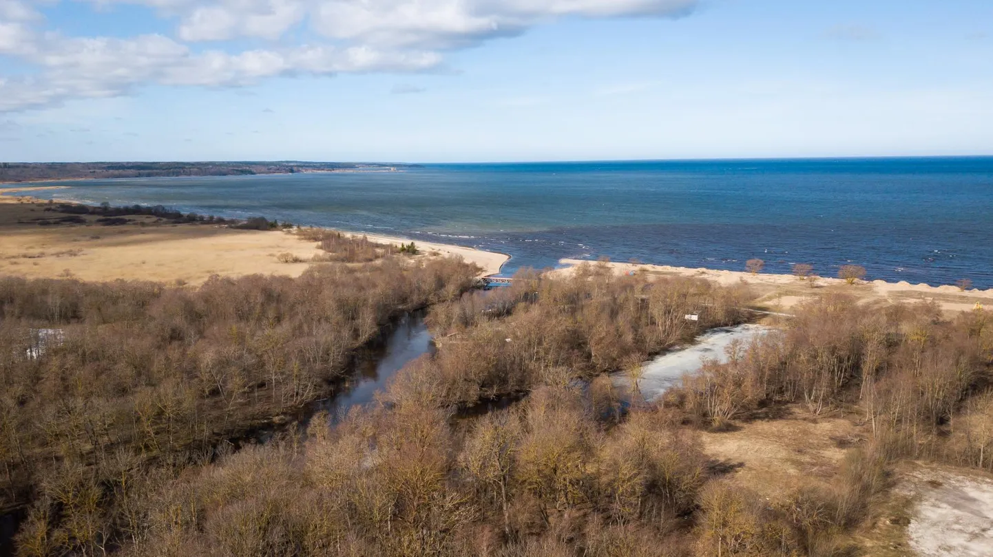 Suplusvee temperatuur veel suvist mõõtu välja ei anna.