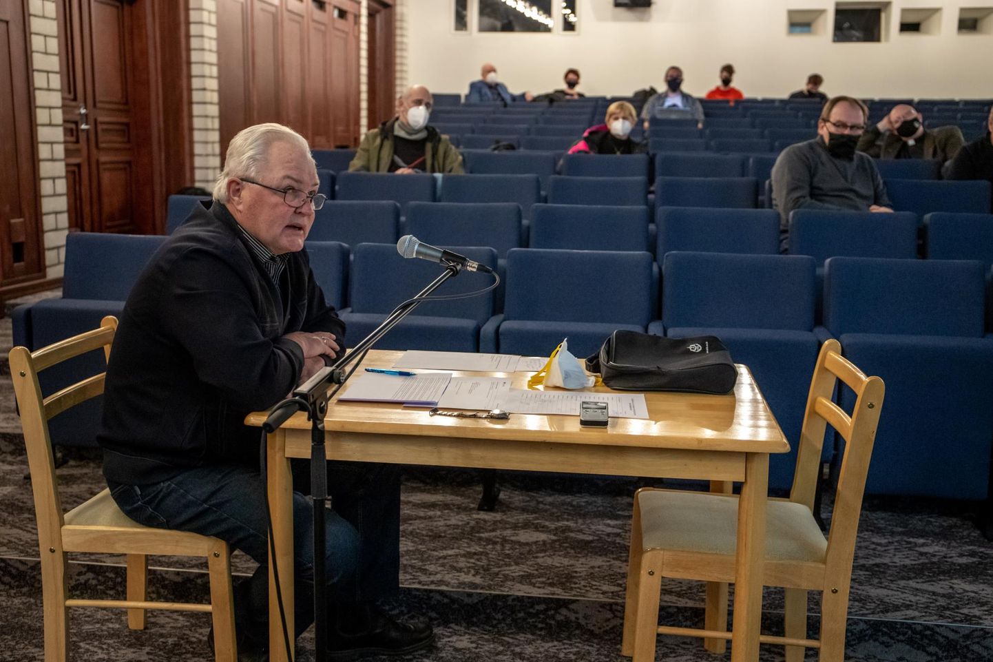 Lääneranna vallavolikogu esimees Rait Maruste on toonitanud, et viimatine volikogu oli hääleõiguslik, ehkki üle kolmandiku volinikest puudus istungilt.