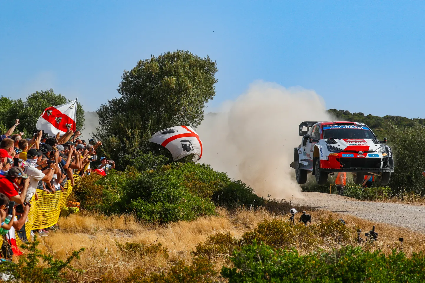Elfyn Evans ja Scott Martin Sardiinia MM-rallil.