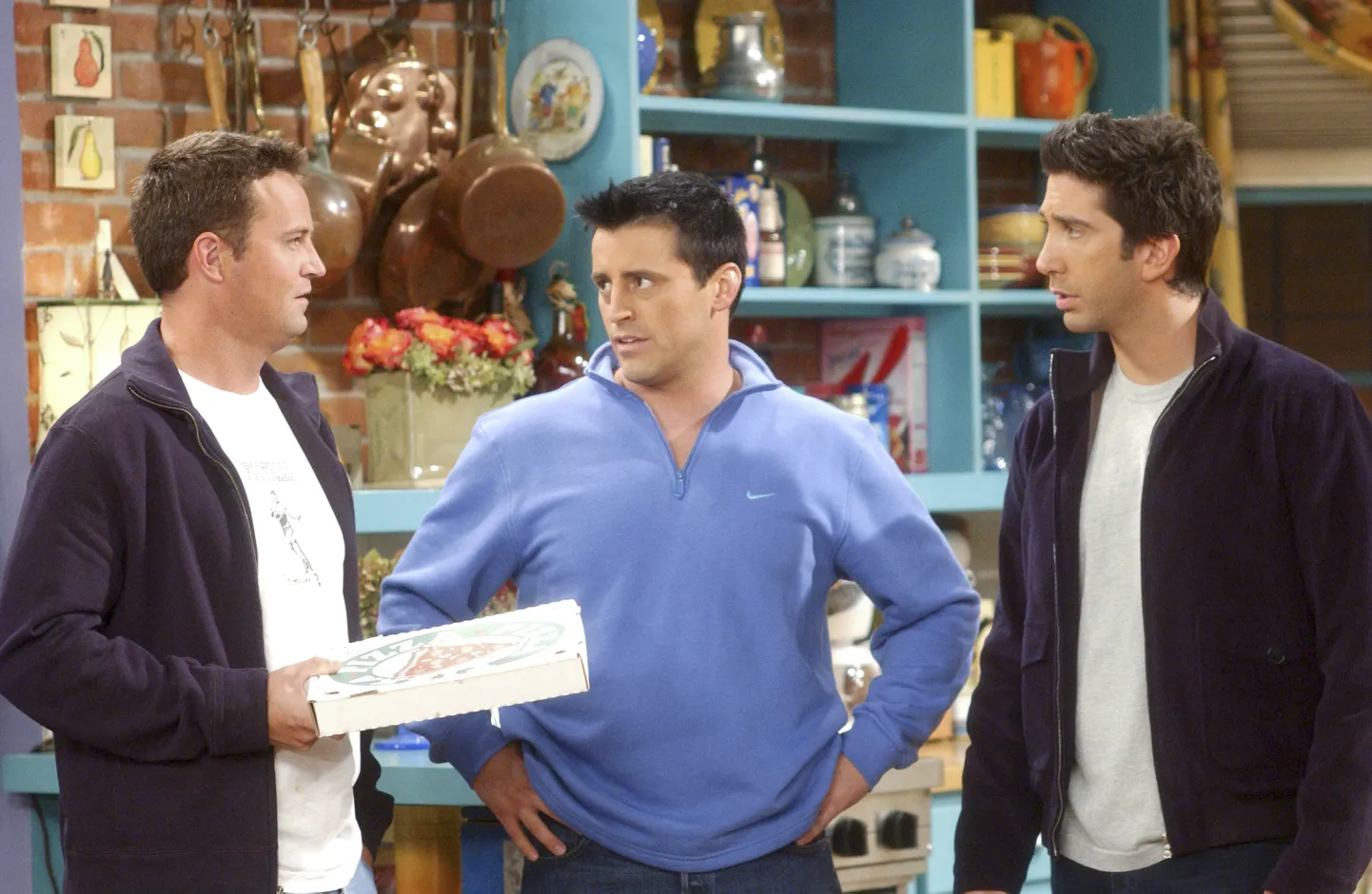 Vasakult: Matthew Perry, Matt LeBlanc jaDavid Schwimmer.