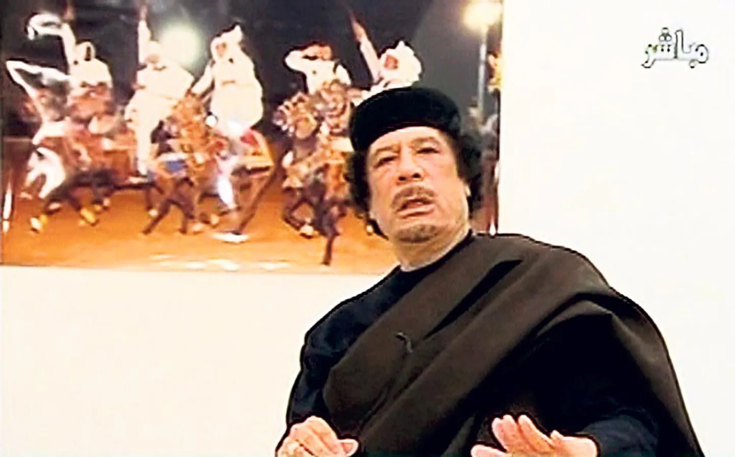 Liibüa diktaator Muammar Gaddafi ei kavatse tagasi astuda ja usub, et suudab probleemid lahendada.
