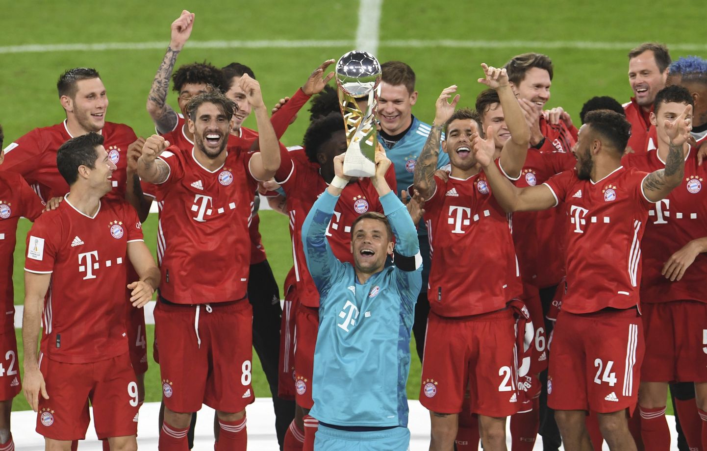Järjekordne trofee pani Bayerni mehed taas naeratama