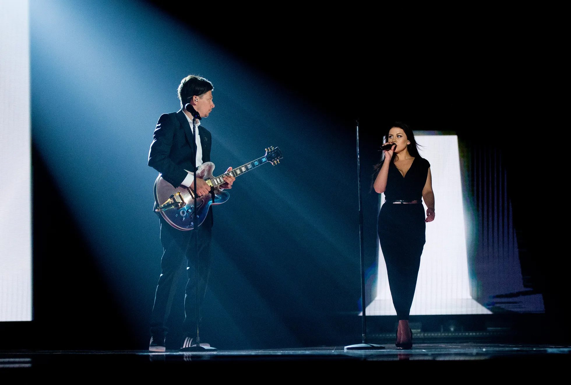 Stig Rästa ja Elina Born 2015. aasta Eurovisiooni finaali peaproovis.