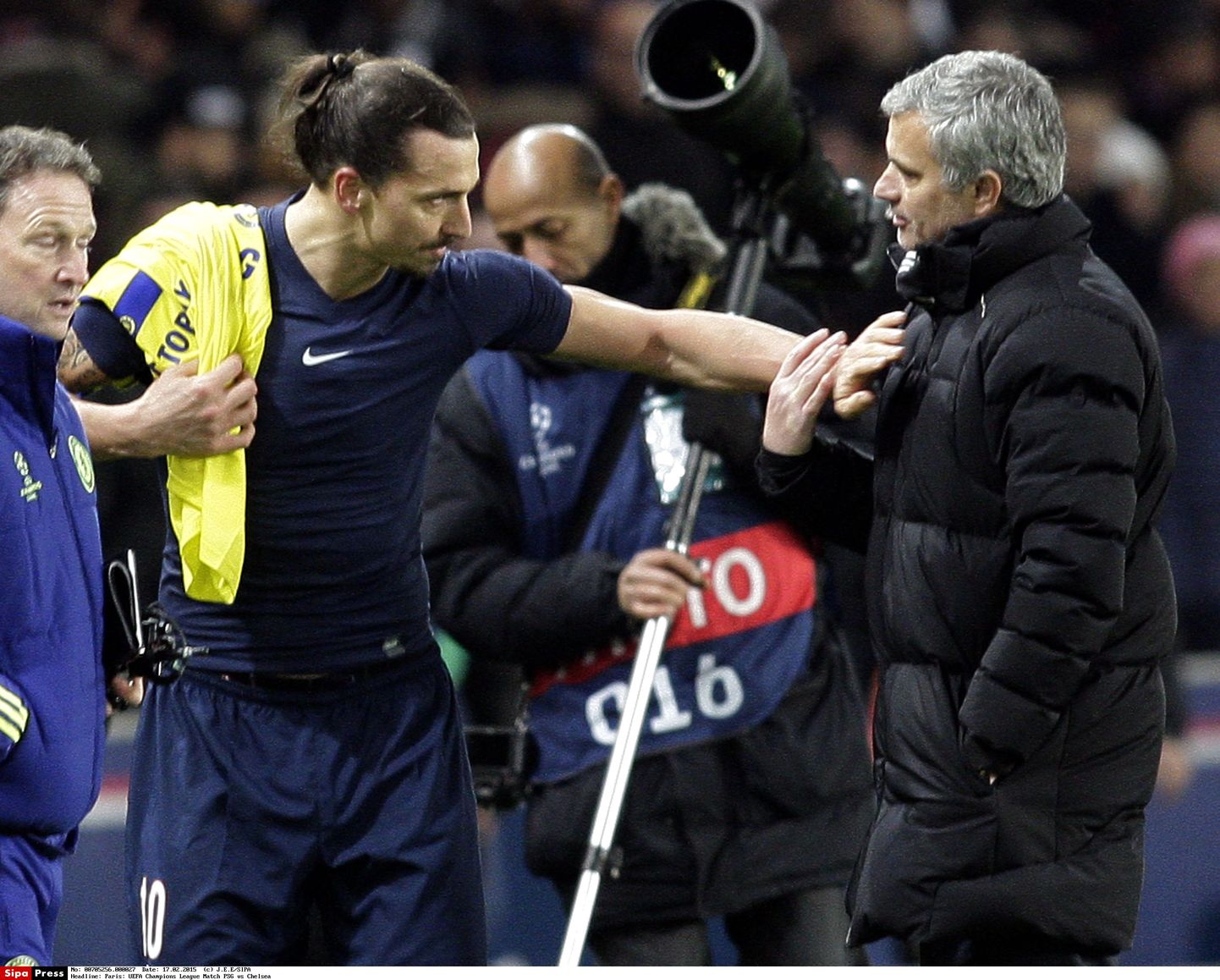 Zlatan Ibrahimovic ja Jose Mourinho (paremal)
