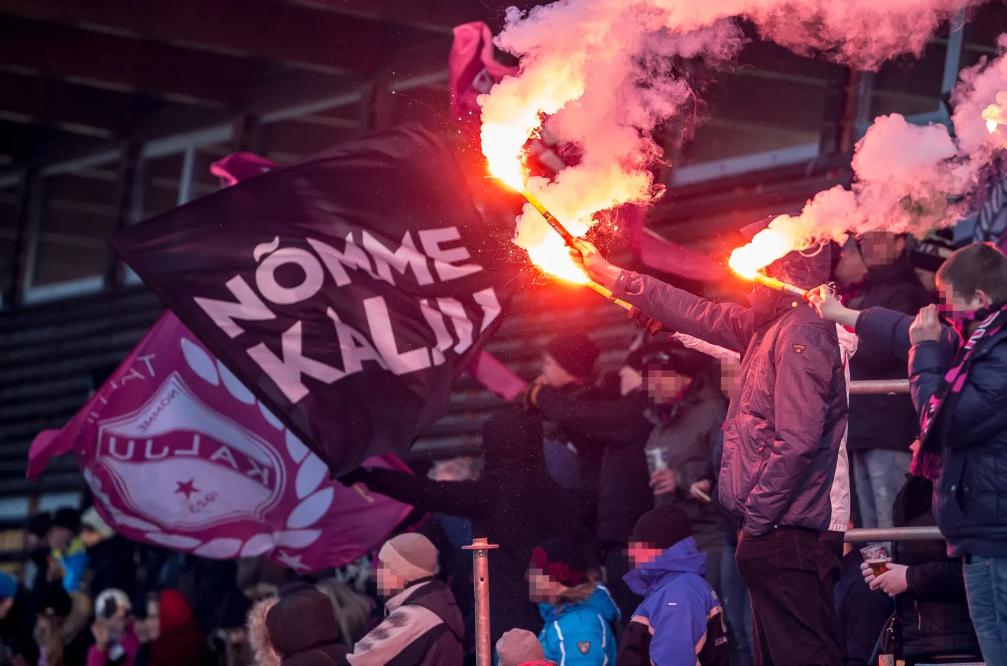 Nõmme Kalju fännid. Pilt on illustreeriva tähendusega.