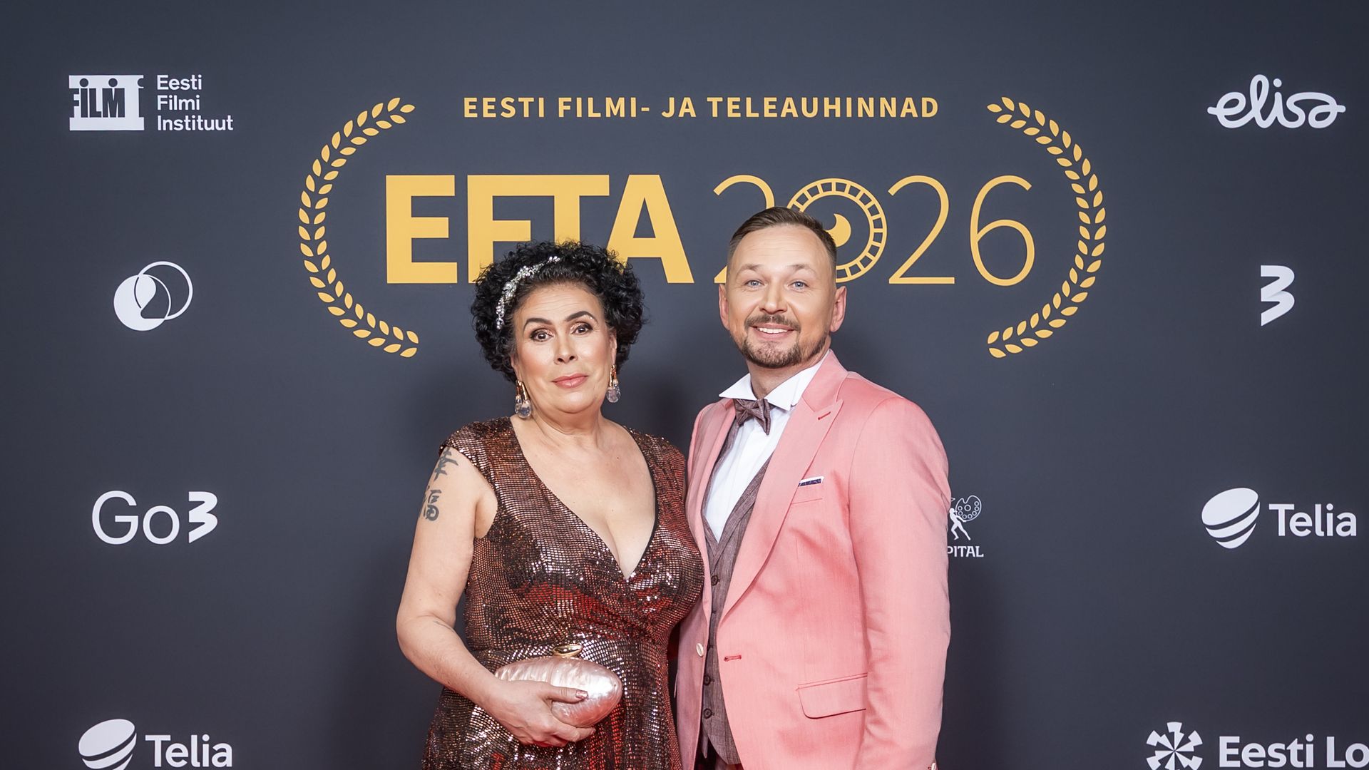 VIDEO ⟩ «See laul räägib usaldusest, armastusest ja andeksandmisest.»  Respekti uus lugu on pühendatud Diana Klas-Mölderile