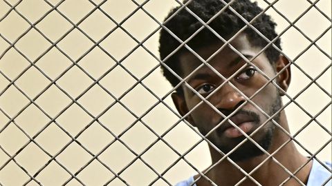 Reperis Lil Nas X komentē savu kautiņu ar policistiem: "Tas bija šausminoši!"