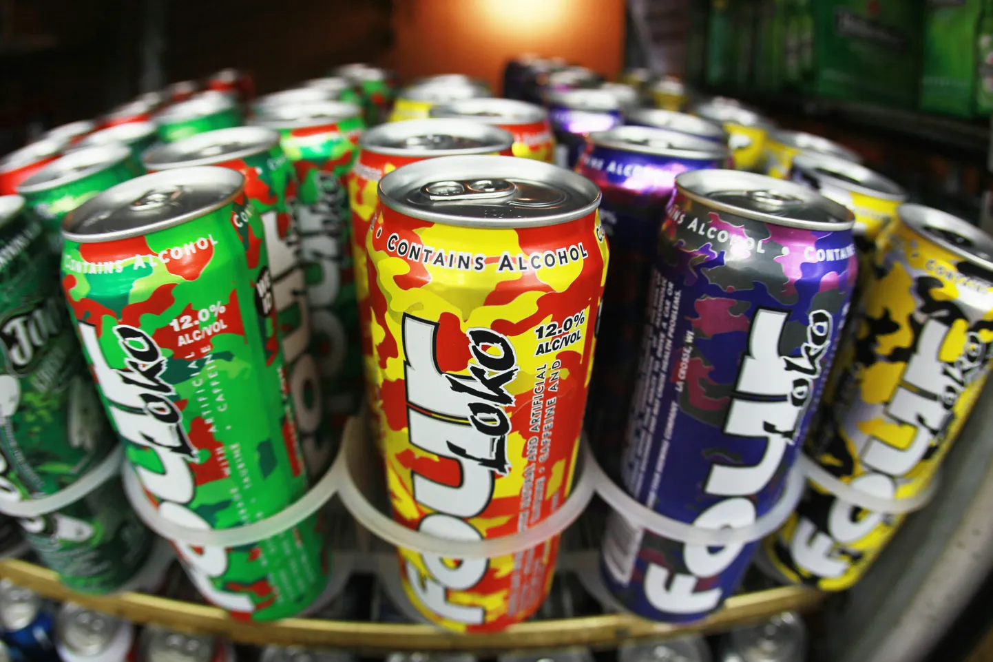 Noorukid vajasid pärast alkoholiga energiajoogi Four Loko joomist haiglaravi.