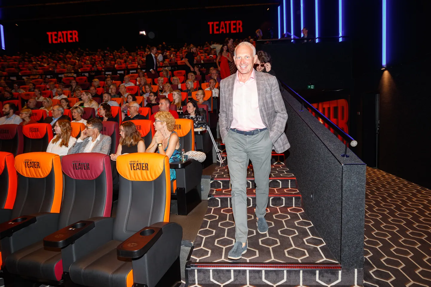 Armin Karu mängufilmi «Apteeker Melchior. Viirastus» esilinastusel Ülemiste Apollo kinos.