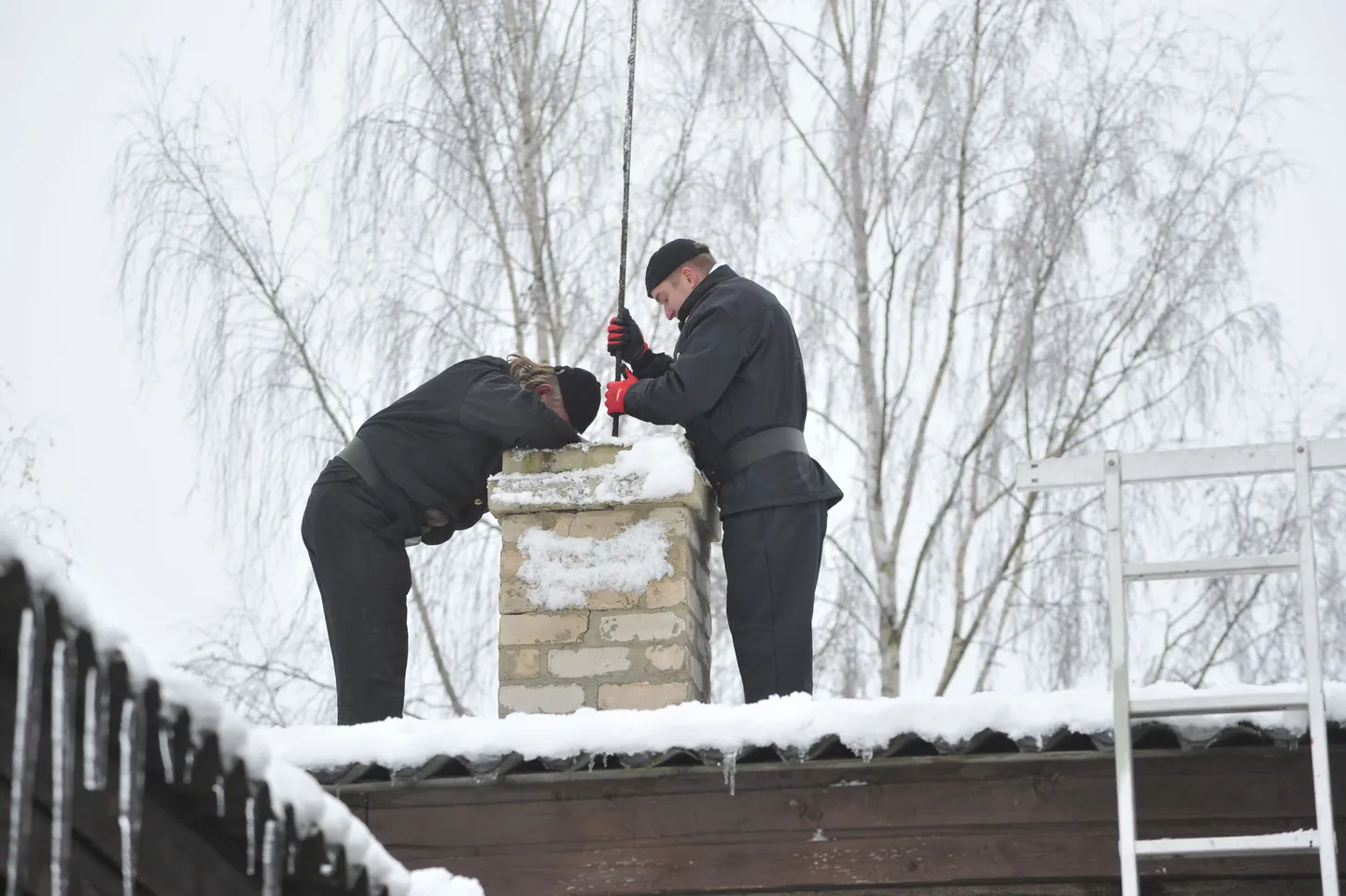 Korstnapühkija tuleks kutsuda enne kütteperioodi algust, pärast võib olla juba hilja. Pilt on illustratiivne.