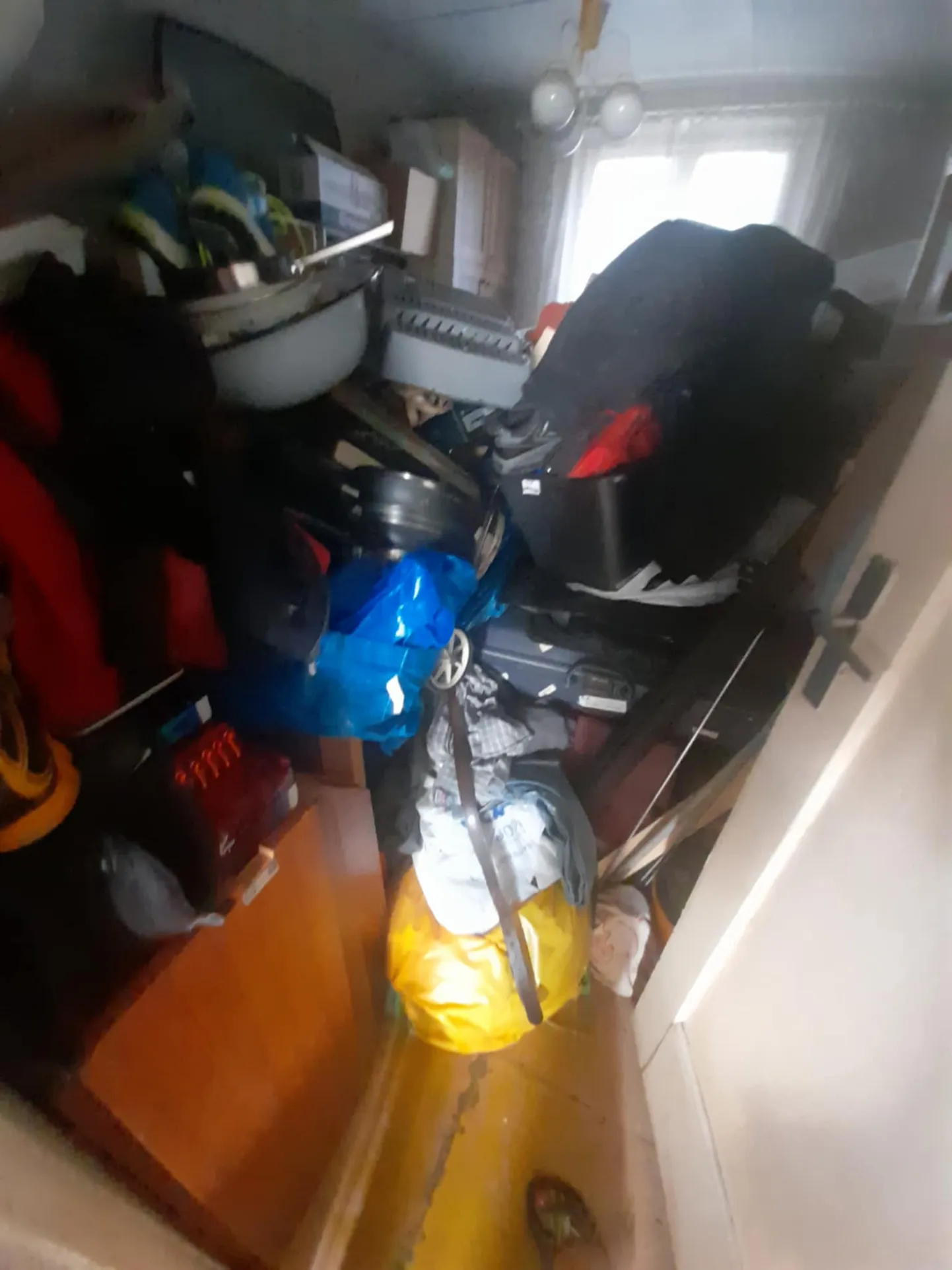 Kola täis kodu on ohtlik nii elanikule endale kui ka naabritele.