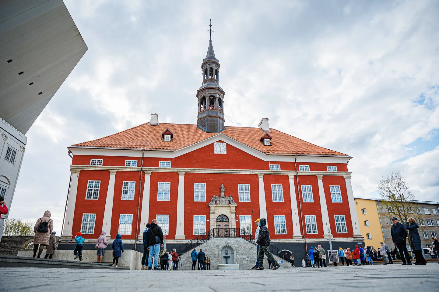 Tänavu märtsis valminud Narva raekoja uuendamine tunnistati selle aasta olulisimaks teoks regionaalarengu valdkonnas.