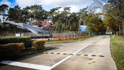 Beļģijā virs militārās bāzes izdzenāti droni