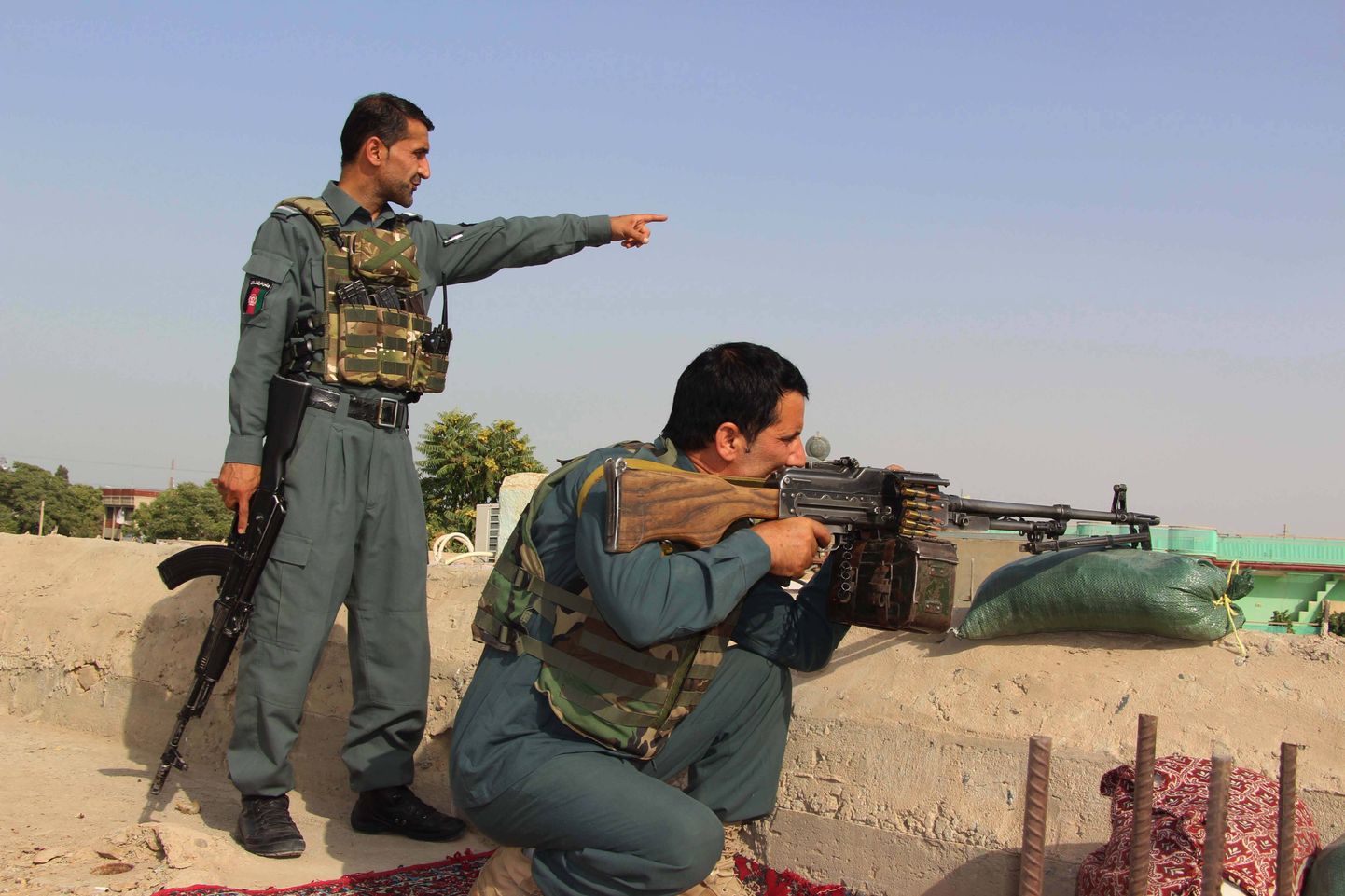 Afganistani julgeolekujõudude liikmed Kunduzis Talibaniga võitlemas.