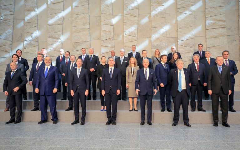 NATO liidrite ühispilt