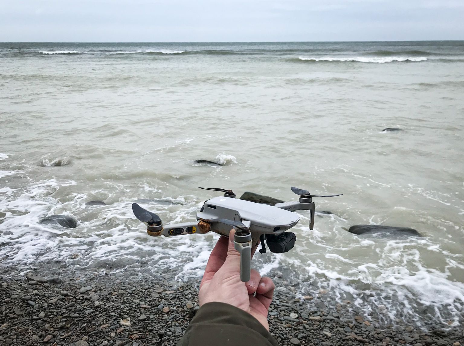 HAAKRIK: Veidi rohkem kui poolteist aastat tagasi kadunud droon leiti Panga panga rannast.