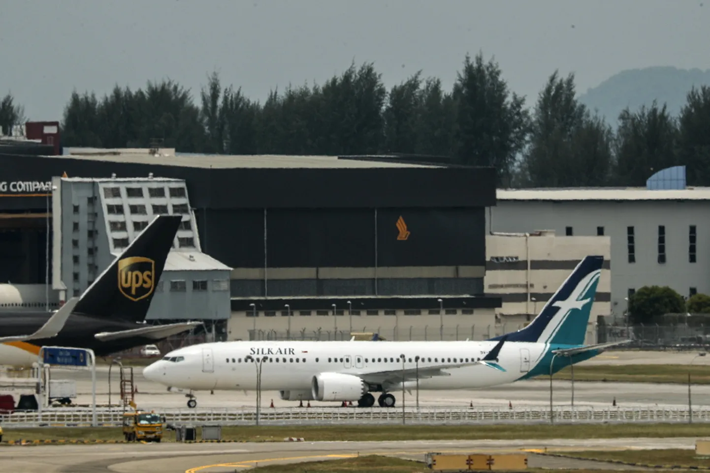 "Boeing 737 MAX 8" lidmašīna
