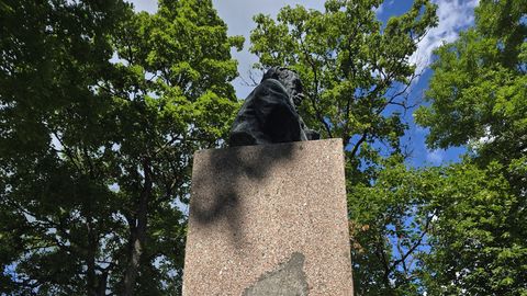 Tammsaare monument tähistab ajaloolist juubelit