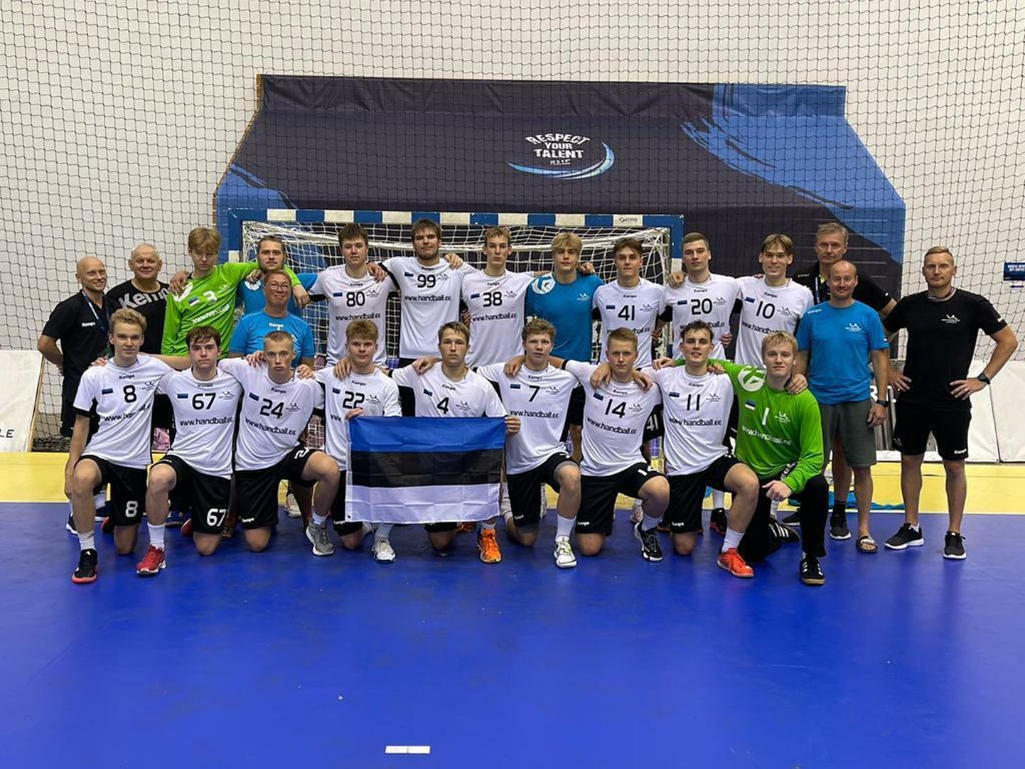 Eesti noorte käsipallikoondis naaseb Rumeeniast Euroopa meistrivõistlustelt kuuenda kohaga.