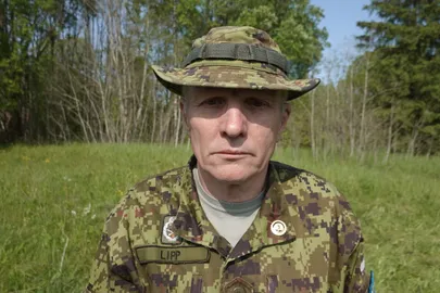 Riigikaitselaagri ülema abi, Türi ühisgümnaasiumi riigikaitseõpetaja reservkapten Lauri Lipp.