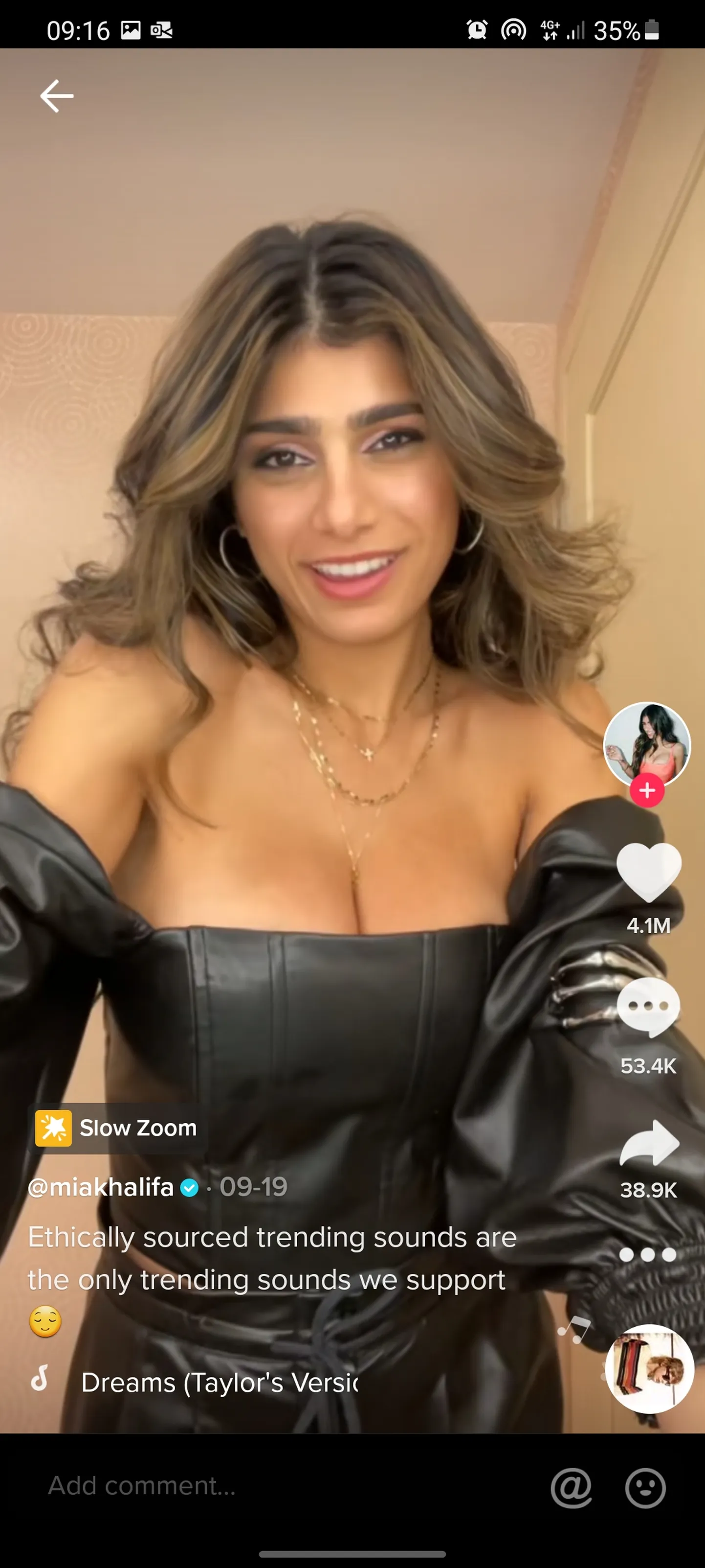 Mia Khalifa.