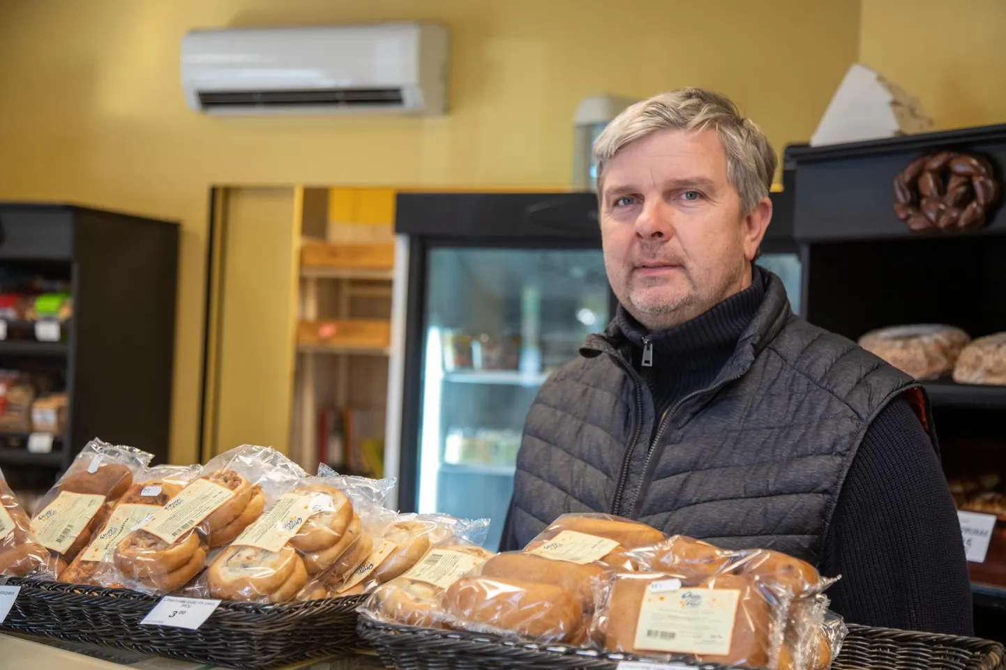 Kivi Pagari uus omanik, Rõngu Pagari tegevjuht ja omanik Jaanus Peri loodab remondiga valmis saada juba enne jõule.