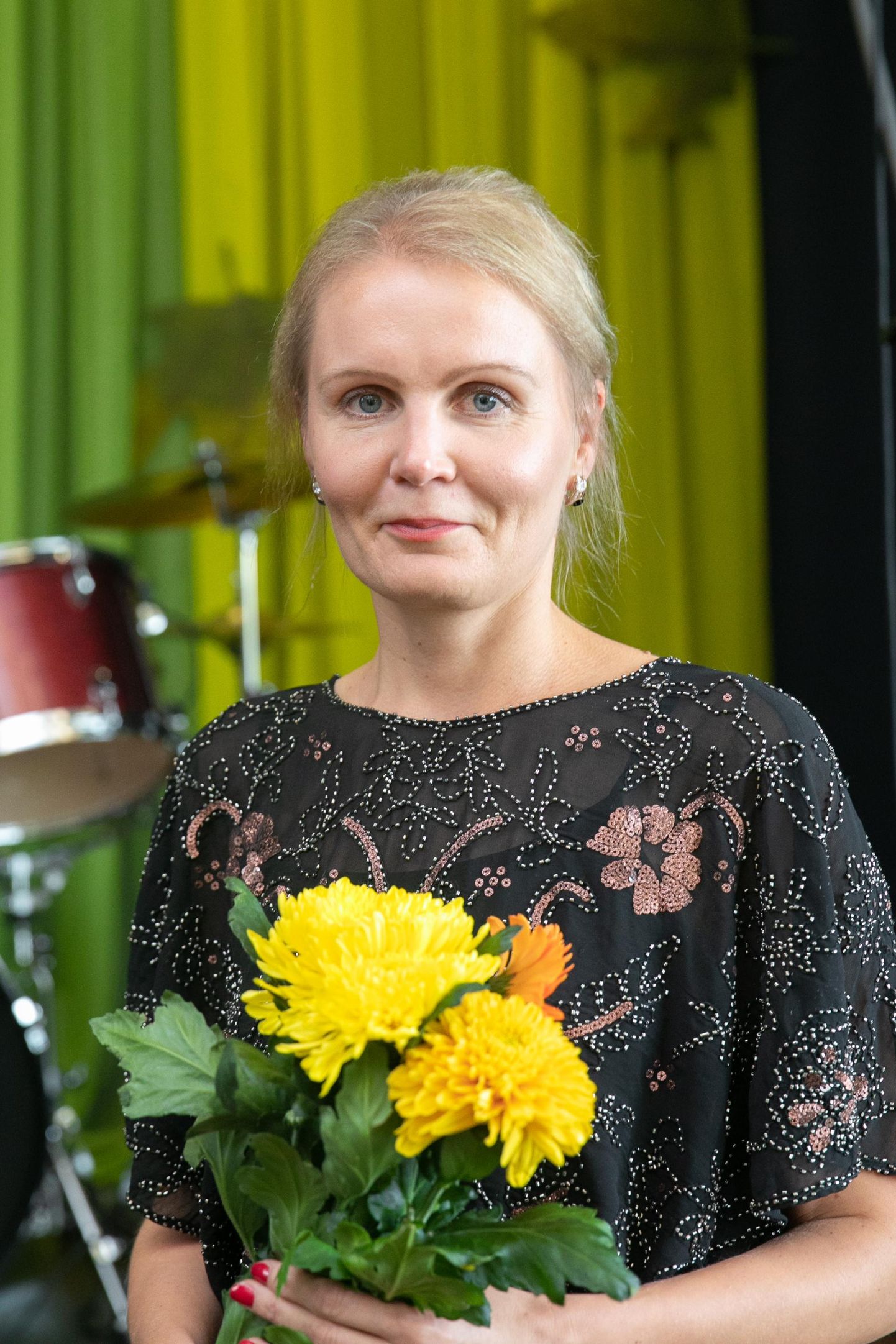Rakvere Rohuaia lasteaiaõpetaja Moonika Suurmaa on aasta lasteaiaõpetaja.