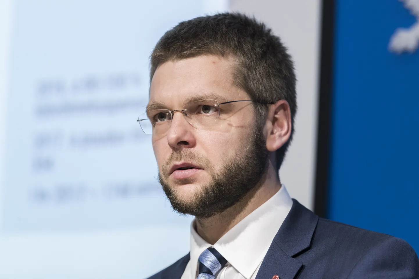 Министр труда и здравоохранения Евгений Осиновский является и руководителем совета Больничной кассы.