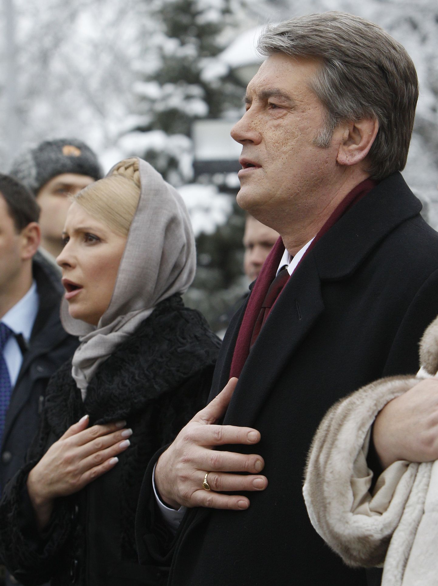 Viktor Juštšenko koos oma suurima vea ehk peaminister Julia Tõmošenkoga.