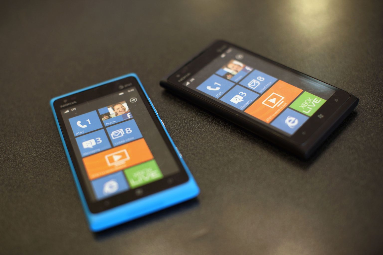 Nokia Lumia 900 nutitelefonid.