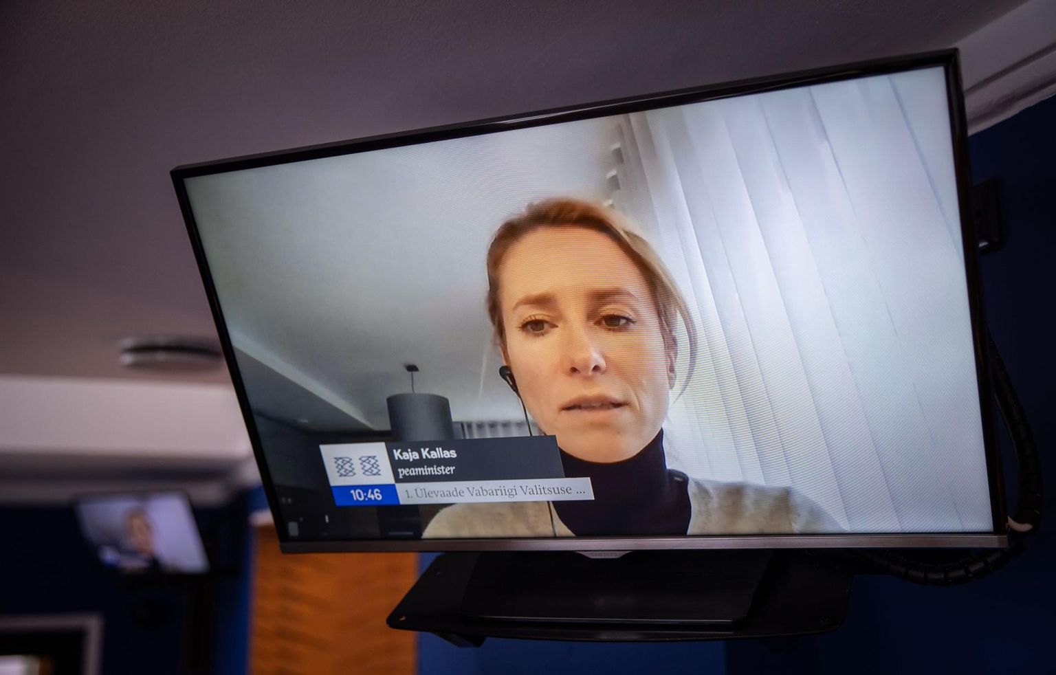 Koroonapositiivse Kaja Kallase ettekanne riigikogus videosilla kaudu.