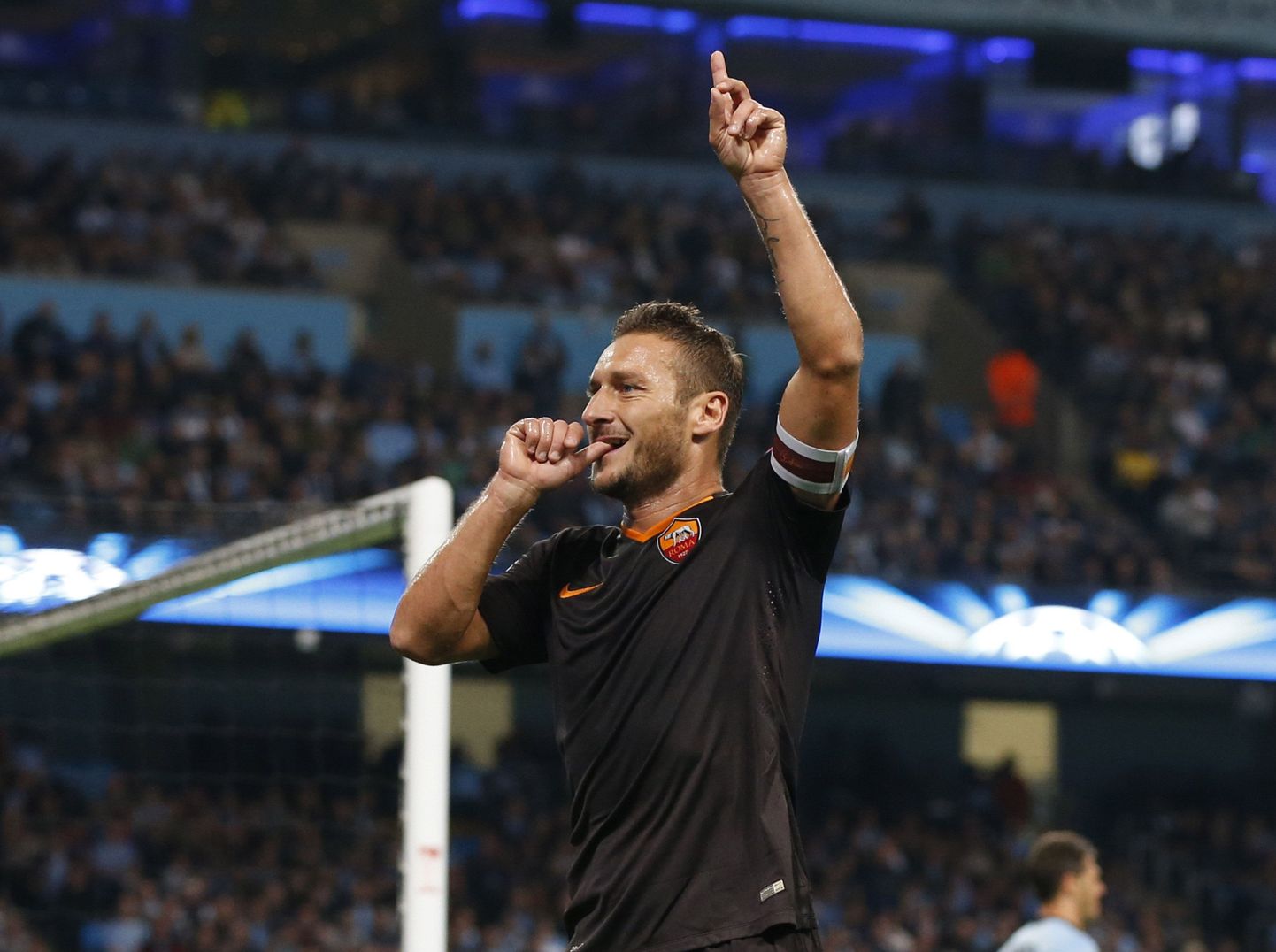 Francesco Totti tähistab Manchester Cityle löödud tabamust