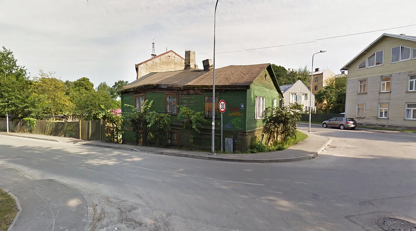 Grausts Ormaņu ielā 19