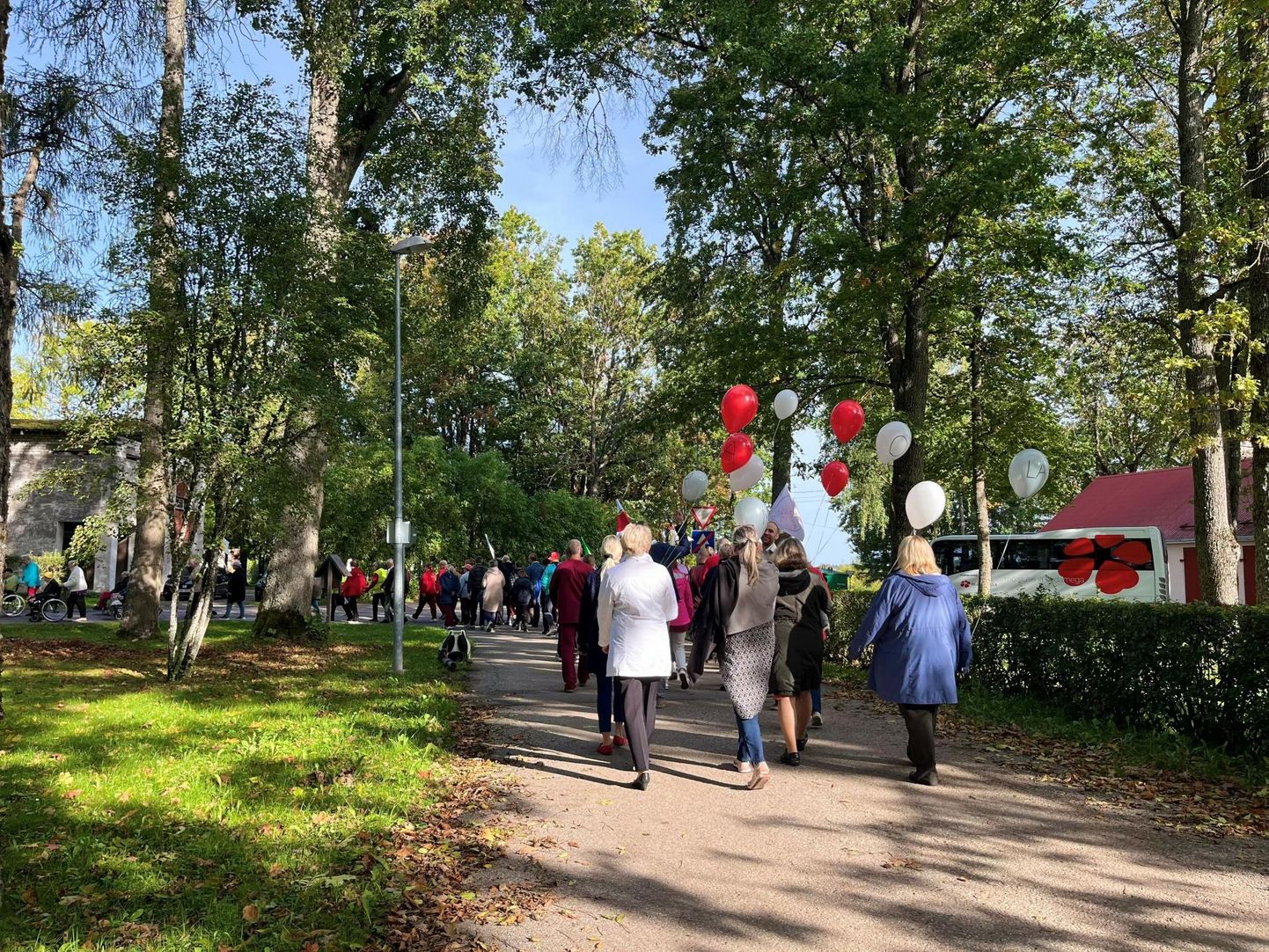Esmaspäeval avati Jämejala festival, mis ühendab vaimse tervise küla kogukonda.