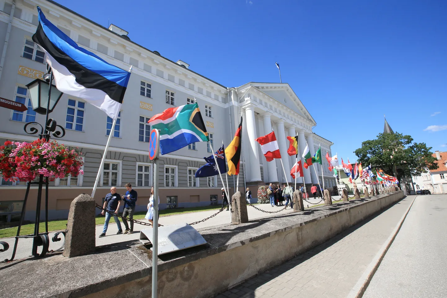 Tartu ülikooli peahoone.