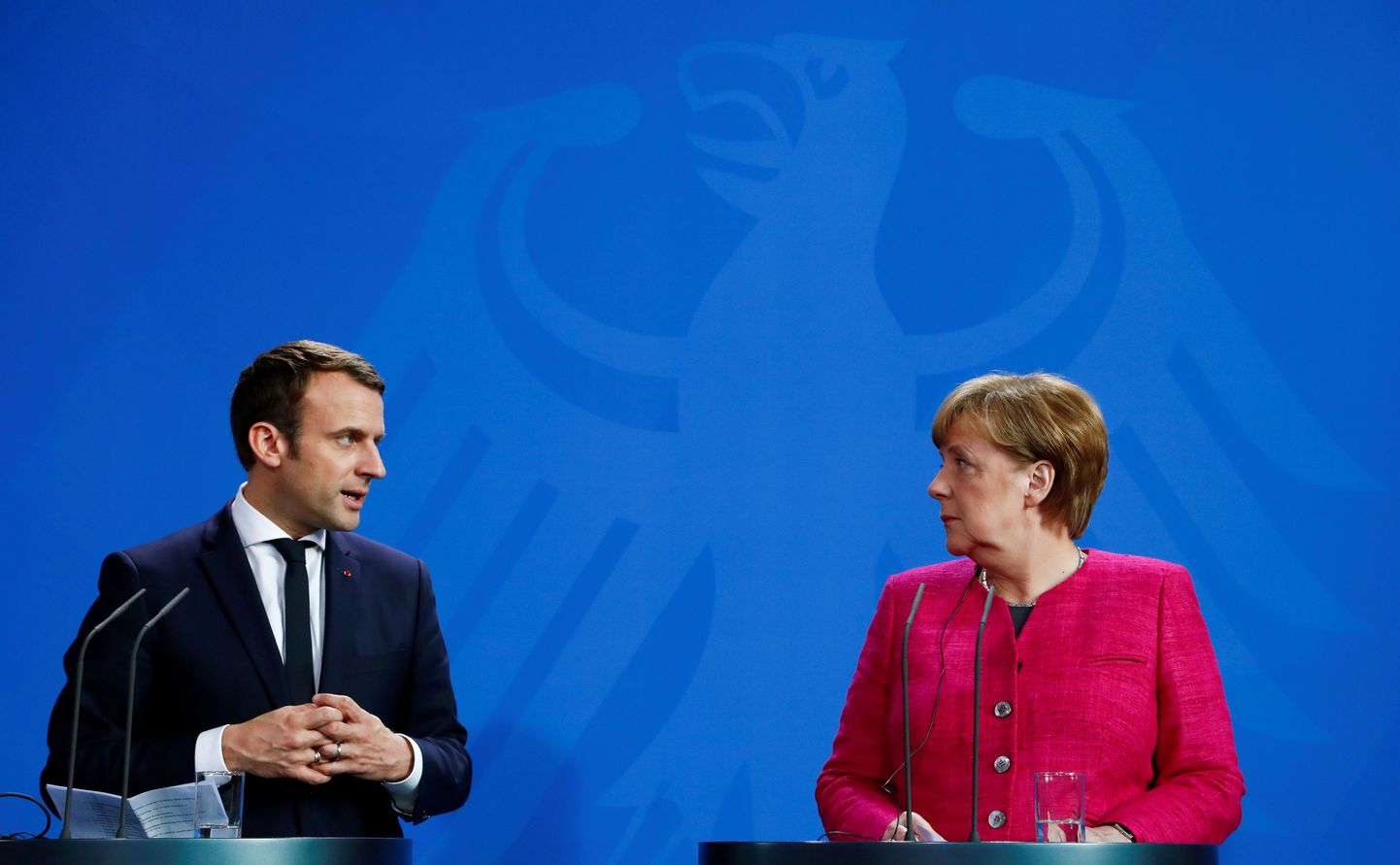Merkel ja Macron 15. mail Berliinis ühisel pressikonverentsil.