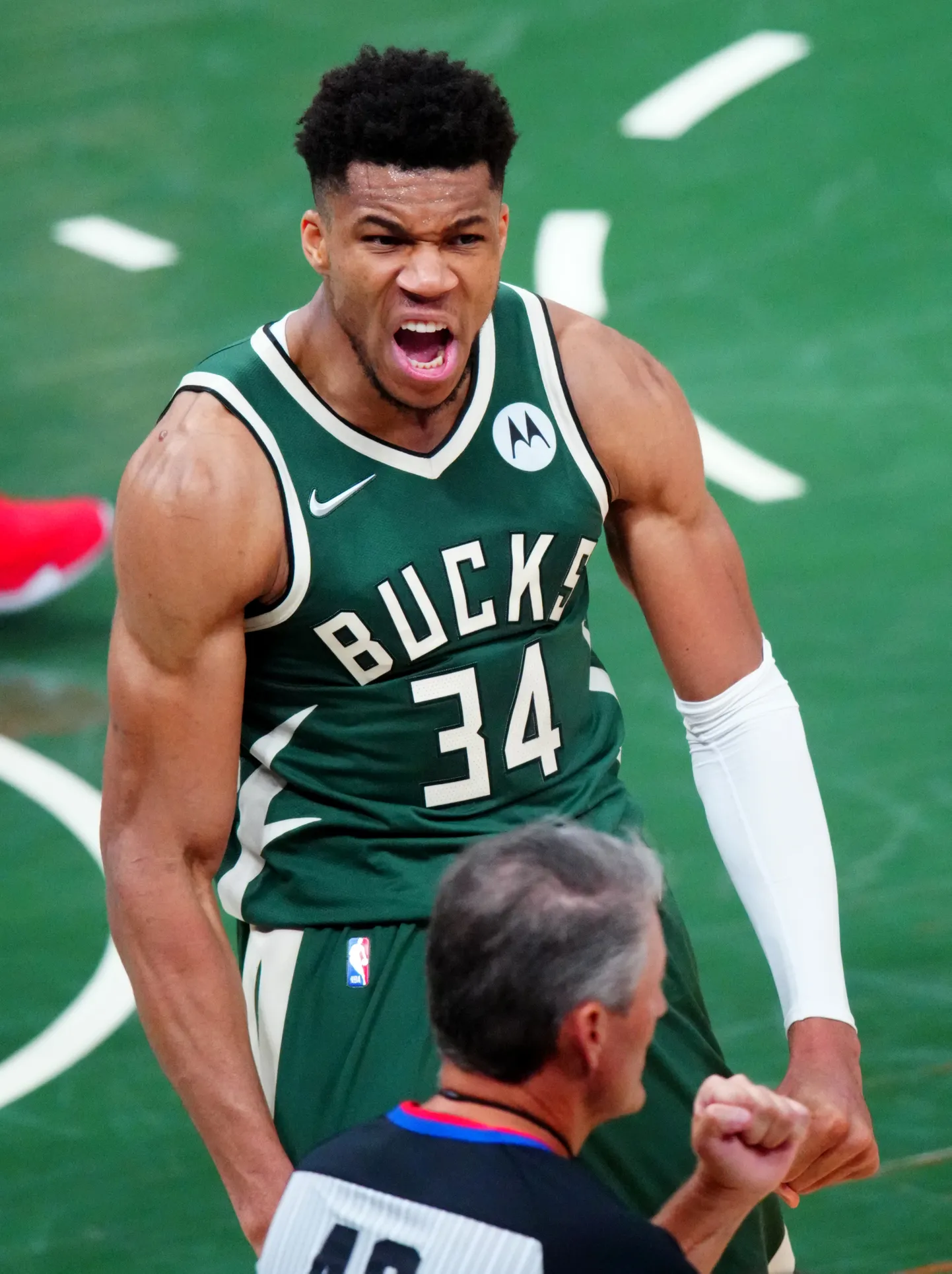 Giannis Antetokounmpo.