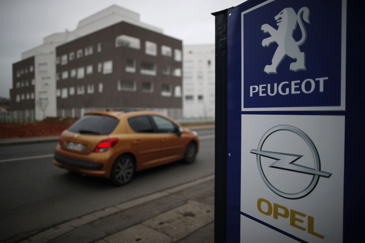 Konkurentsiamet andis Autospiritile loa osta Amservilt Opelite ja Peugeot'de edasimüüja Ascar Auto.