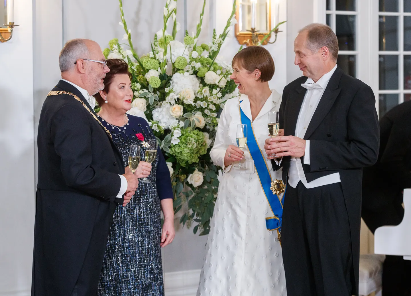 11.10.2021, Tallinn
President Alar Karise ametisse astumise päev. Presidendi vastuvõtt Kadrioru kunstimuuseumis. Alar Karis, Sirje Karis, Kersti Kaljulaid, Georgi-Rene Maksimovski.
Foto Mihkel Maripuu, Postimees